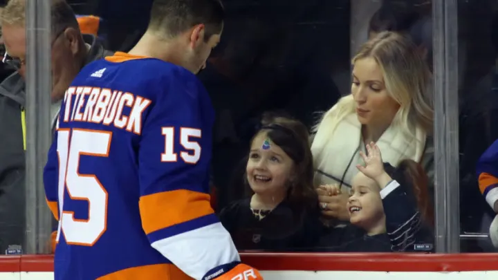 Cassie DePalo : Facts About Cal Clutterbuck's Wife