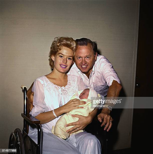 Jonelle Rooney : Facts About Mickey Rooney's Daughter